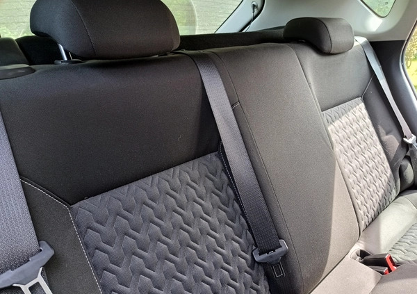 Opel Astra cena 30000 przebieg: 130000, rok produkcji 2013 z Golina małe 277